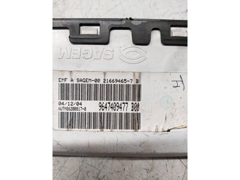 Recambio de pantalla multifuncion para citroen c2 furio referencia OEM IAM 9647409477 216694657 