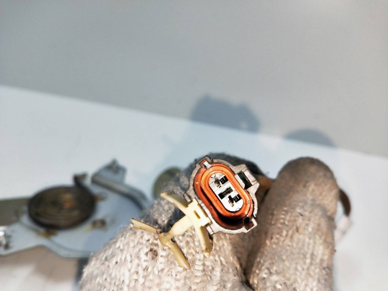 Recambio de elevalunas delantero derecho para kia carens 1.8 cat referencia OEM IAM   5P