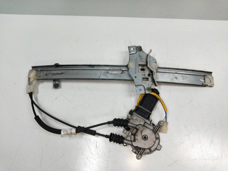 Recambio de elevalunas delantero izquierdo para kia clarus 2.0 cat referencia OEM IAM   4P