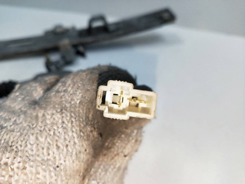 Recambio de elevalunas delantero derecho para kia clarus 1.8 cat referencia OEM IAM   4P