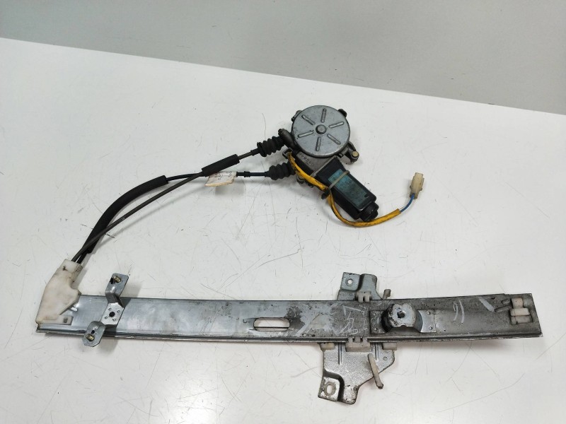 Recambio de elevalunas delantero izquierdo para kia clarus 1.8 cat referencia OEM IAM   