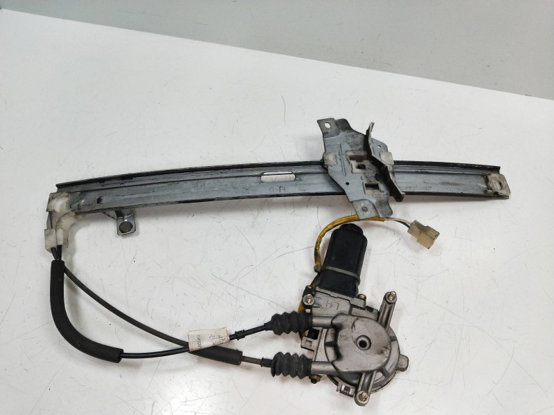 Recambio de elevalunas delantero izquierdo para kia clarus 1.8 cat referencia OEM IAM   