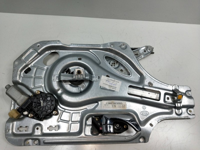 Recambio de elevalunas trasero derecho para kia opirus 3.5 v6 cat referencia OEM IAM   4P