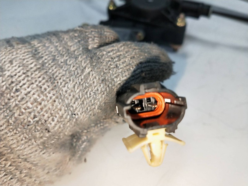 Recambio de elevalunas delantero izquierdo para kia rio 1.4 cat referencia OEM IAM   4P