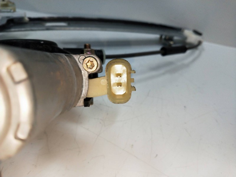 Recambio de elevalunas delantero derecho para kia rio 1.4 cat referencia OEM IAM   5P