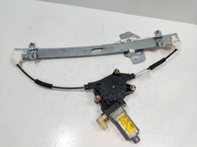 Recambio de elevalunas delantero derecho para kia rio 1.4 cat referencia OEM IAM 988201G100  5P