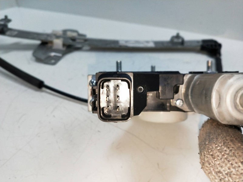 Recambio de elevalunas delantero izquierdo para kia rio 1.2 cat referencia OEM IAM 824501W010  5P