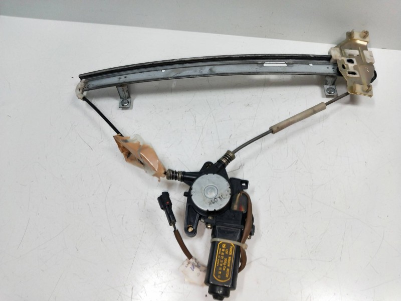 Recambio de elevalunas delantero derecho para kia sephia 1.5 cat referencia OEM IAM   4P Recambio de elevalunas delantero derecho para kia sephia 1.5 cat referencia OEM IAM   4P