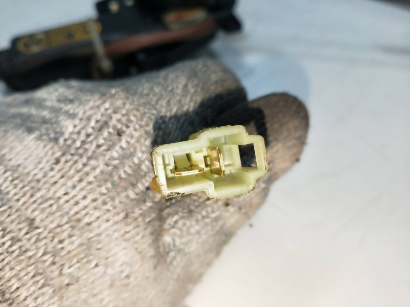 Recambio de elevalunas delantero derecho para kia shuma 1.5 cat referencia OEM IAM   5P