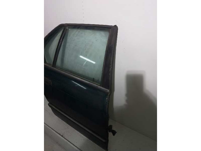 Recambio de puerta trasera derecha para bmw serie 7 (e23) 3.2 referencia OEM IAM   