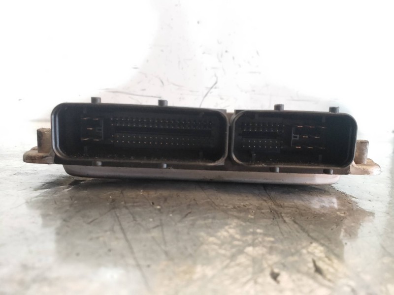 Recambio de centralita motor uce para seat leon (1m1) sport f.r. referencia OEM IAM 0281010985 038906019HK BOSCH