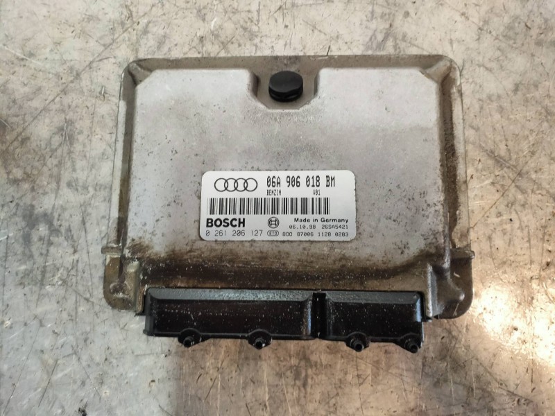 Recambio de centralita motor uce para audi a3 (8l) 1.8 ambition referencia OEM IAM 0261206127 06A906018BM BOSCH