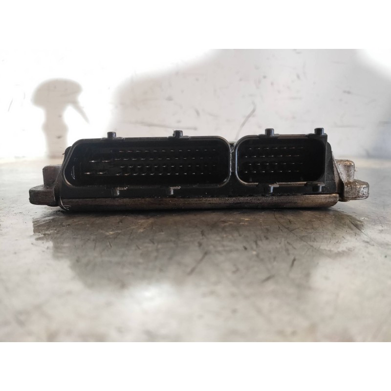 Recambio de centralita motor uce para audi a3 (8l) 1.8 ambition referencia OEM IAM 0261206127 06A906018BM BOSCH