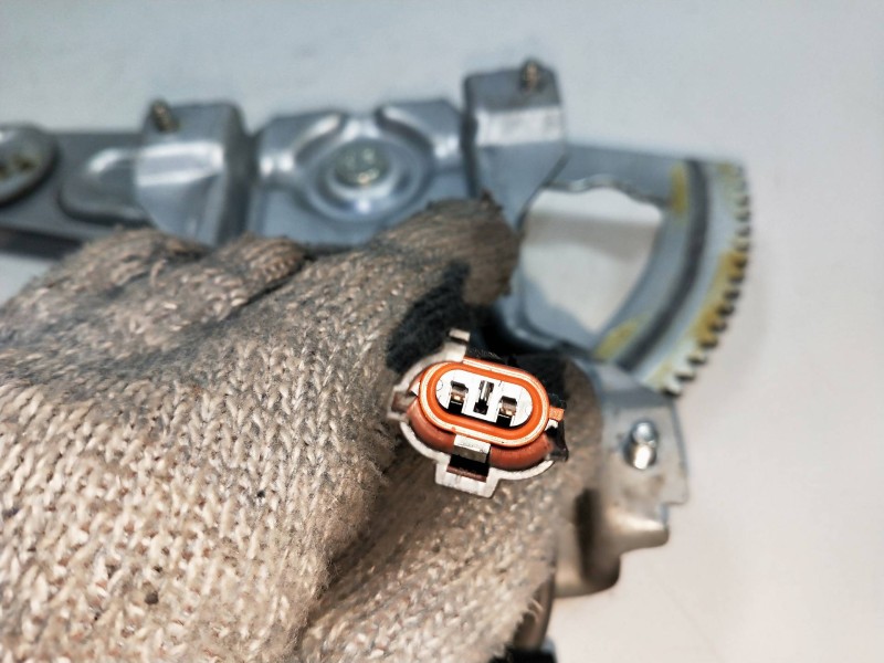 Recambio de elevalunas trasero derecho para kia sorento referencia OEM IAM   5P