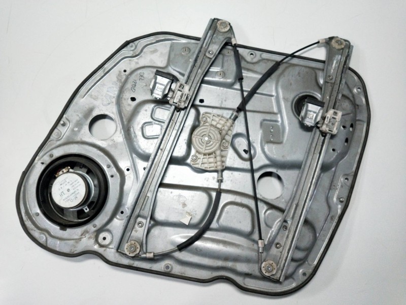 Recambio de elevalunas delantero izquierdo para kia carens (un) referencia OEM IAM    Recambio de elevalunas delantero izquierdo para kia carens (un) referencia OEM IAM