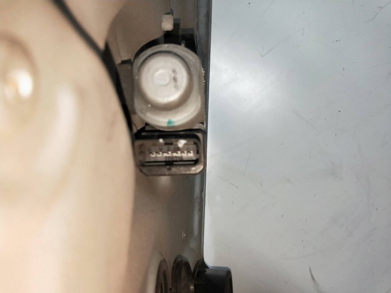 Recambio de elevalunas delantero derecho para kia cee´d sporty wagon 1.6 cat referencia OEM IAM 402054D  5P R