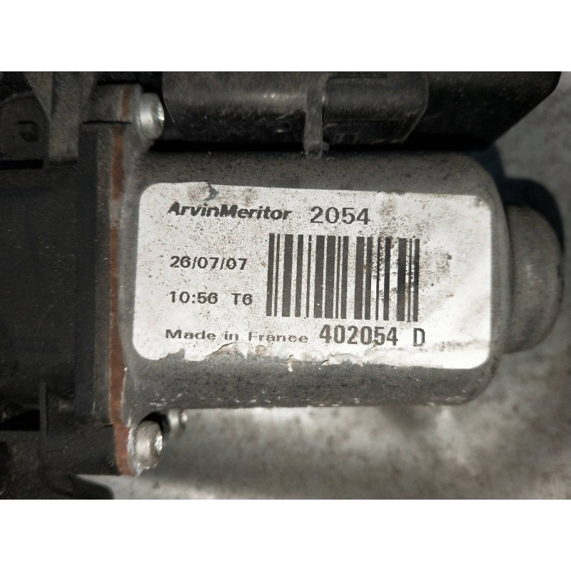 Recambio de elevalunas delantero derecho para kia cee´d sporty wagon 1.6 cat referencia OEM IAM 402054D  5P R Recambio de elevalunas delantero derecho para kia cee´d sporty wagon 1.6 cat referencia OEM IAM 402054D  5P R