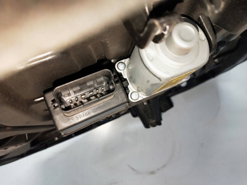 Recambio de elevalunas delantero derecho para kia cee´d drive referencia OEM IAM 82460A2010  5P