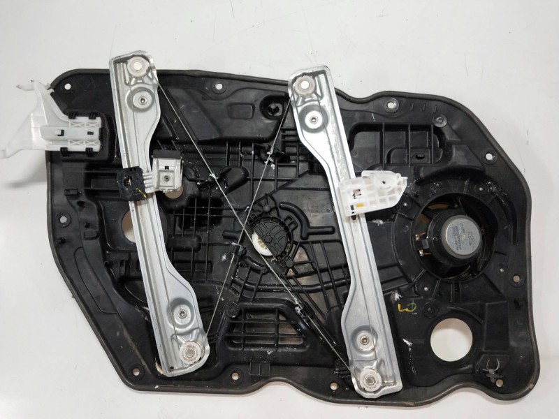 Recambio de elevalunas delantero derecho para kia cee´d 1.6 crdi cat referencia OEM IAM 82460A2010  5P