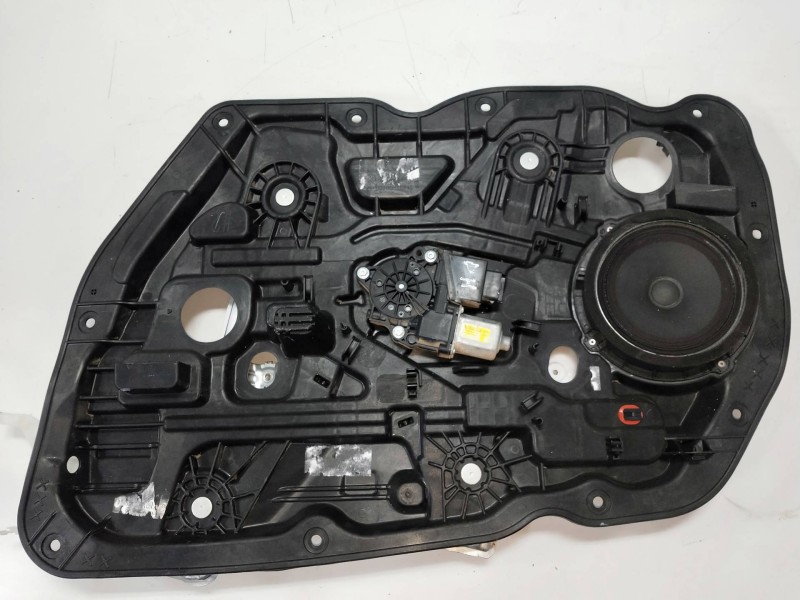 Recambio de elevalunas delantero derecho para kia cee´d 1.6 crdi cat referencia OEM IAM 82460A2010  5P