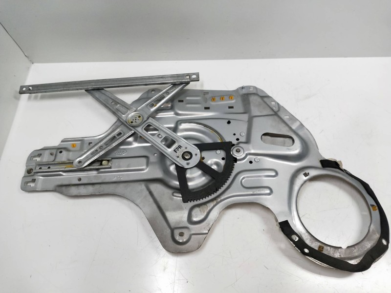 Recambio de elevalunas delantero derecho para kia cerato 1.6 crdi referencia OEM IAM 824602F000  4P Recambio de elevalunas delantero derecho para kia cerato 1.6 crdi referencia OEM IAM 824602F000  4P