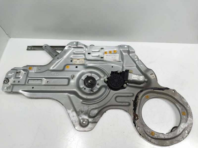 Recambio de elevalunas delantero izquierdo para kia cerato 1.6 crdi referencia OEM IAM 824502F000  4P Recambio de elevalunas delantero izquierdo para kia cerato 1.6 crdi referencia OEM IAM 824502F000  4P