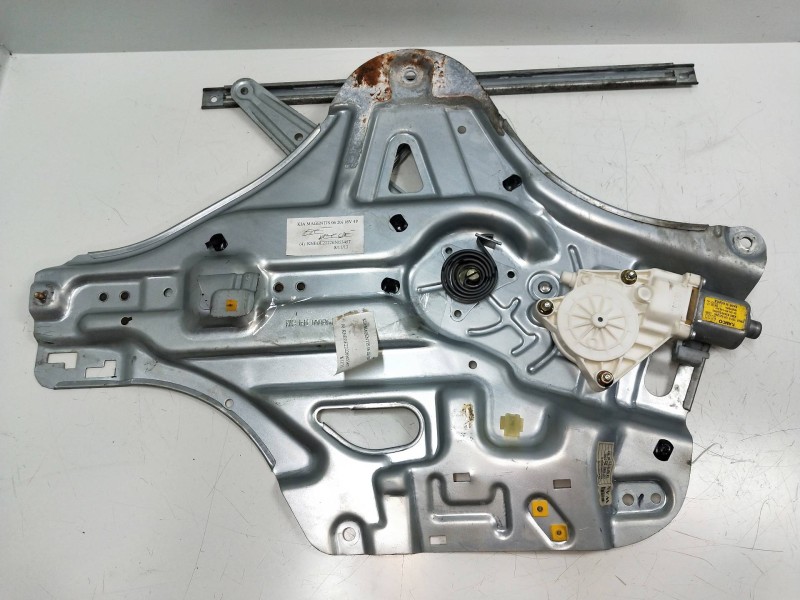 Recambio de elevalunas delantero derecho para kia magentis 2.0 cat referencia OEM IAM 834602G000  4P