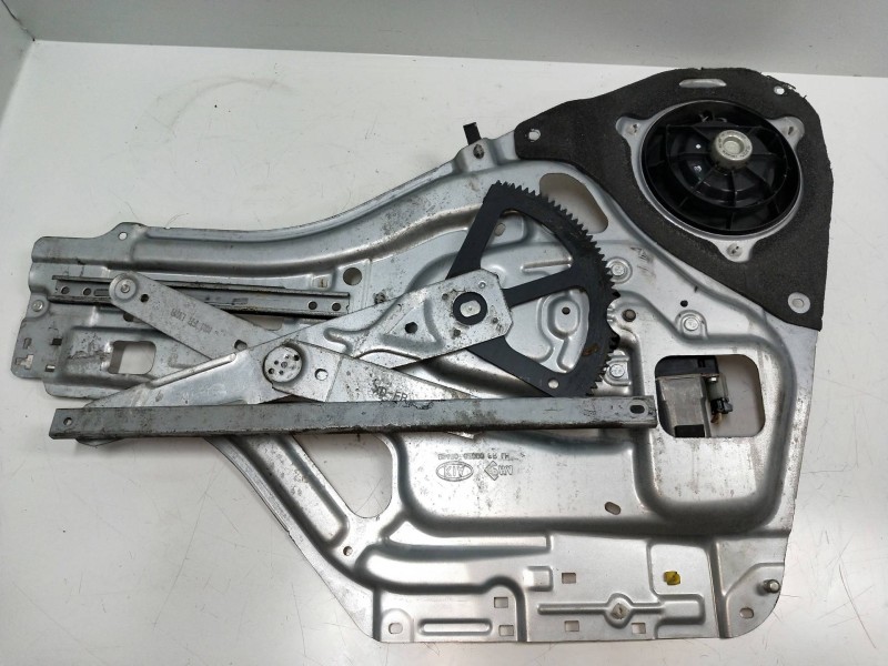 Recambio de elevalunas delantero izquierdo para kia sportage 2.0 cat referencia OEM IAM   5P