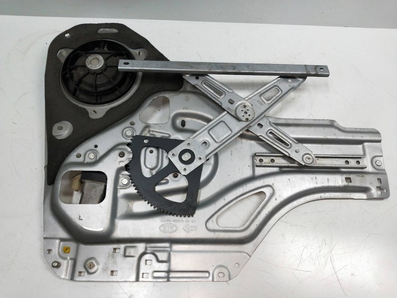 Recambio de elevalunas trasero derecho para kia sportage 2.0 turbodiesel cat referencia OEM IAM 988201F100  5P