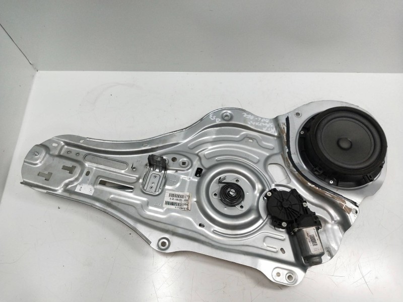 Recambio de elevalunas delantero derecho para kia sportage concept 4x2 referencia OEM IAM 402390B  5P