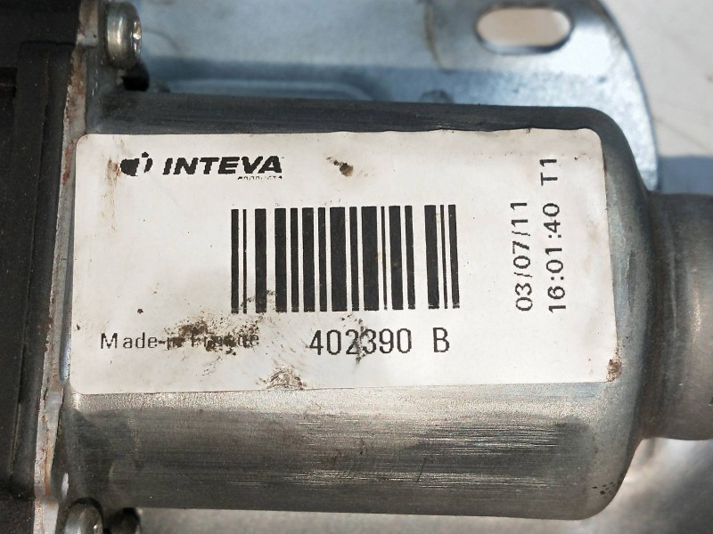 Recambio de elevalunas delantero derecho para kia sportage concept 4x2 referencia OEM IAM 402390B  5P