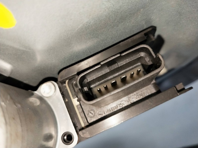 Recambio de elevalunas delantero izquierdo para kia venga 1.4 crdi cat referencia OEM IAM 824501P010  5P