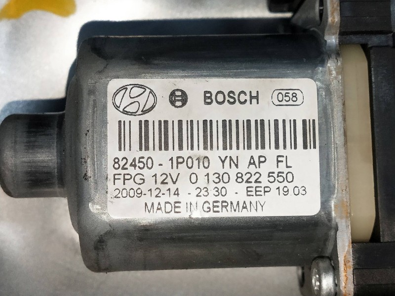 Recambio de elevalunas delantero izquierdo para kia venga 1.4 crdi cat referencia OEM IAM 824501P010  5P