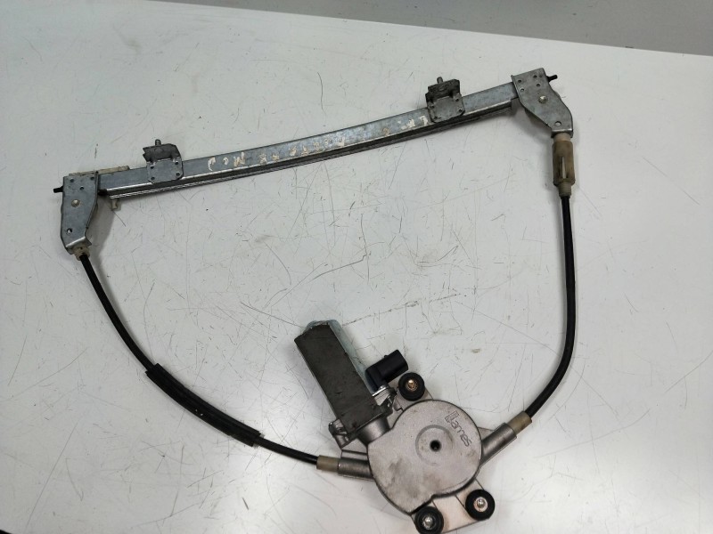 Recambio de elevalunas delantero derecho para lancia delta referencia OEM IAM   2P