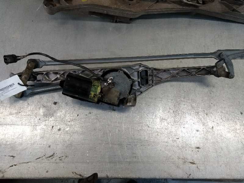 Recambio de motor limpia delantero para bmw serie 5 berlina (e34) 2.5 24v referencia OEM IAM 403152  