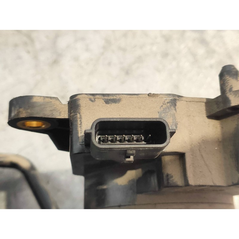 Recambio de potenciometro pedal para mercedes citan (w415) combi 109 cdi lang (a2) (415703) referencia OEM IAM 8200436878 2953B0