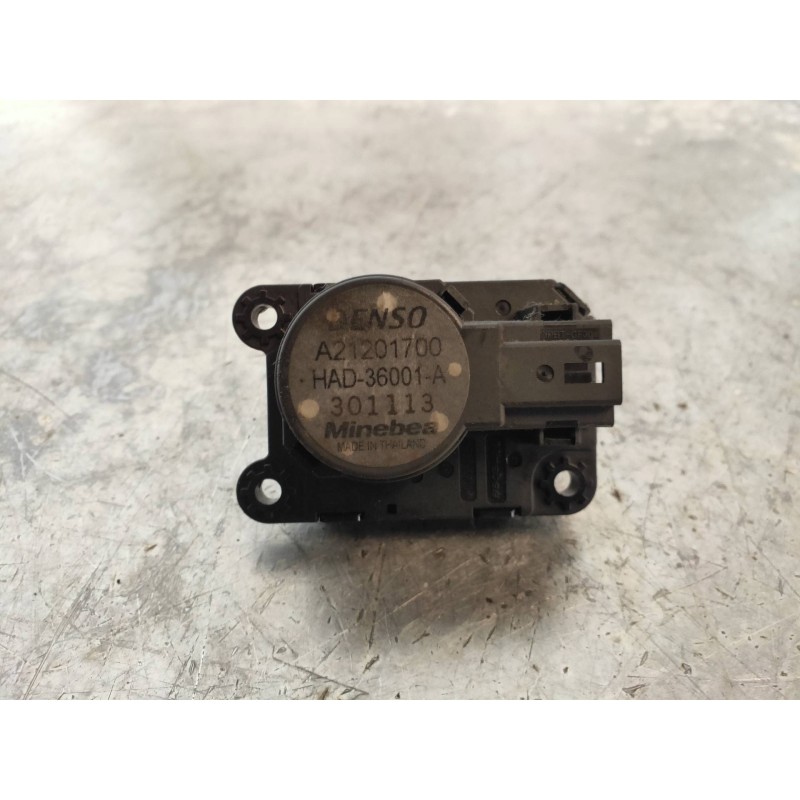 Recambio de motor apertura trampillas climatizador para mercedes citan (w415) combi 109 cdi lang (a2) (415703) referencia OEM IA