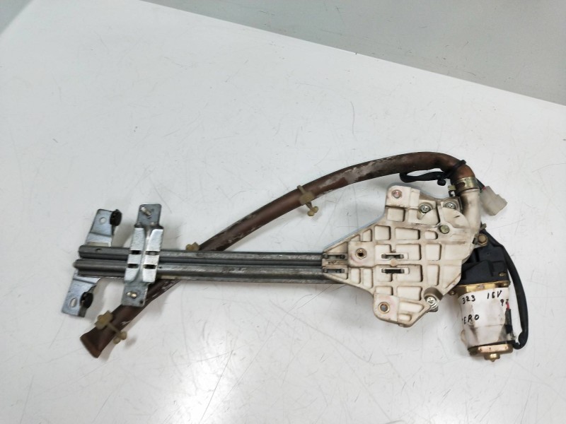 Recambio de elevalunas trasero izquierdo para mazda 323 berlina (bg) referencia OEM IAM 3650161311  5P Recambio de elevalunas trasero izquierdo para mazda 323 berlina (bg) referencia OEM IAM 3650161311  5P