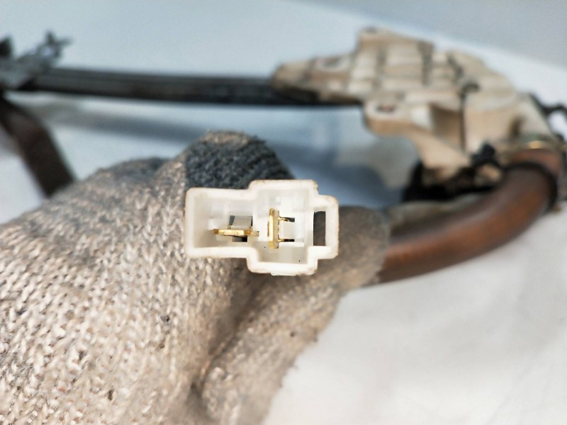 Recambio de elevalunas trasero derecho para mazda 323 berlina (bg) referencia OEM IAM   5P Recambio de elevalunas trasero derecho para mazda 323 berlina (bg) referencia OEM IAM   5P