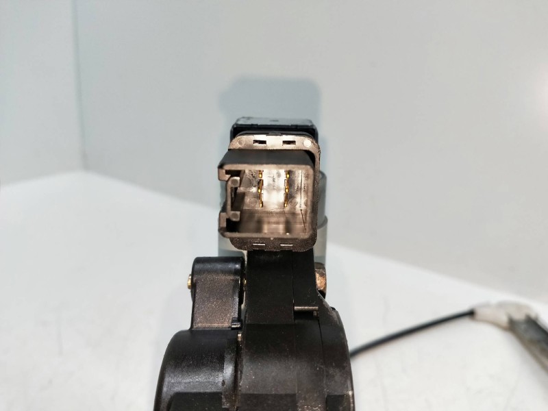 Recambio de elevalunas trasero izquierdo para mazda 5 berl. (cr) 2.0 diesel cat referencia OEM IAM   5P