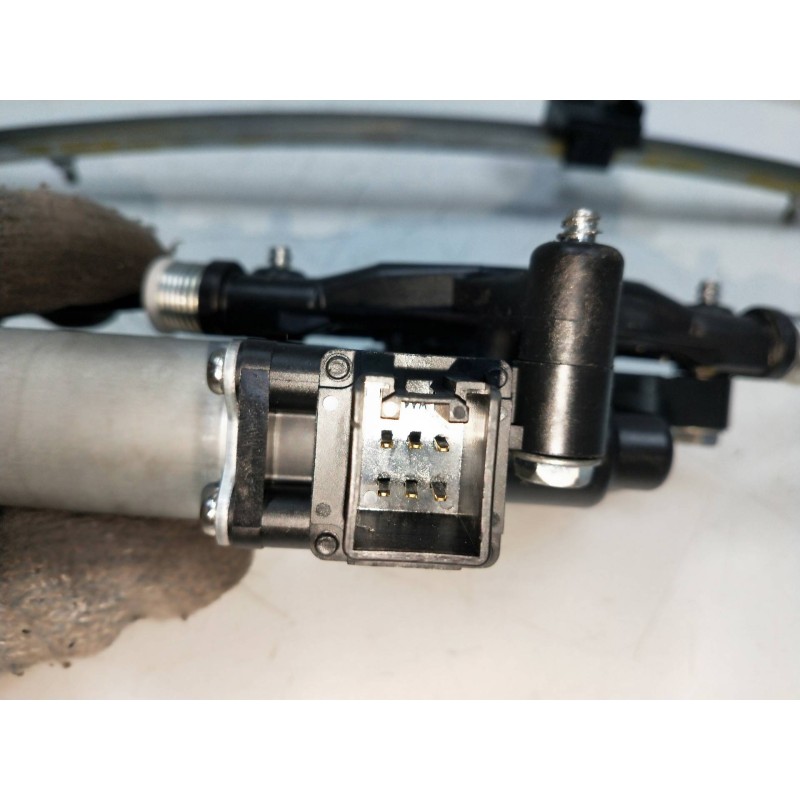 Recambio de elevalunas trasero izquierdo para mazda 6 kombi (gh) 2.0 turbodiesel cat referencia OEM IAM   4P