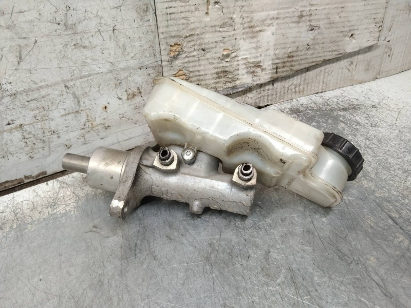 Recambio de bomba freno para ford focus lim. (cb4) trend referencia OEM IAM 03350891031  