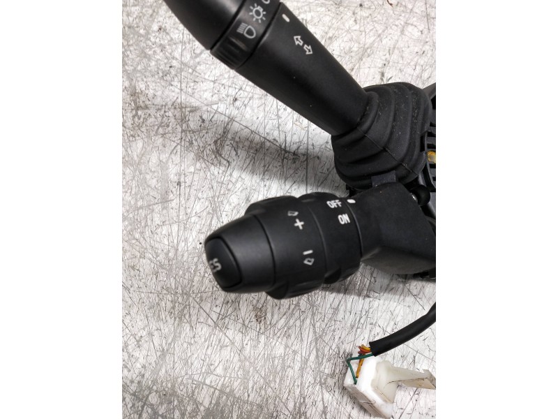 Recambio de mando luces para fiat bravo (198) 1.9 16v dynamic multijet referencia OEM IAM 07354410150  