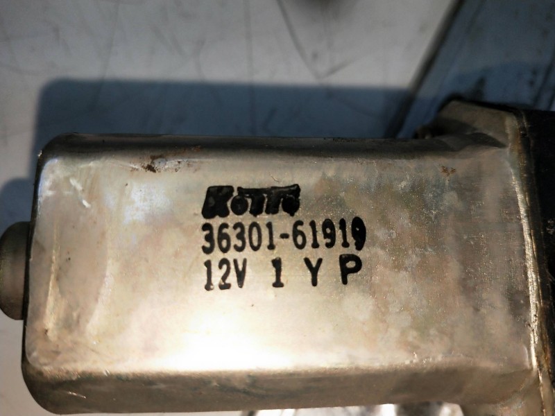 Recambio de elevalunas delantero derecho para mazda 626 berlina (gf) 2.0 limited referencia OEM IAM 3630161919  4P