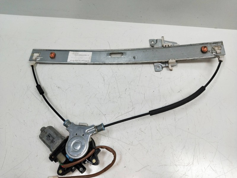 Recambio de elevalunas delantero derecho para mazda premacy (cp) 2.0 turbodiesel cat referencia OEM IAM 8621003883  5P