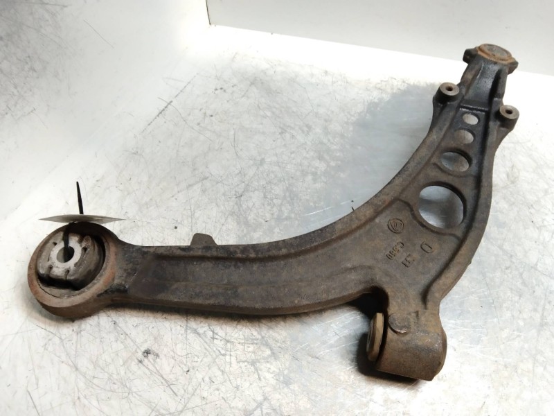 Recambio de brazo suspension inferior delantero derecho para lancia ypsilon (101) 1.4 cat referencia OEM IAM   