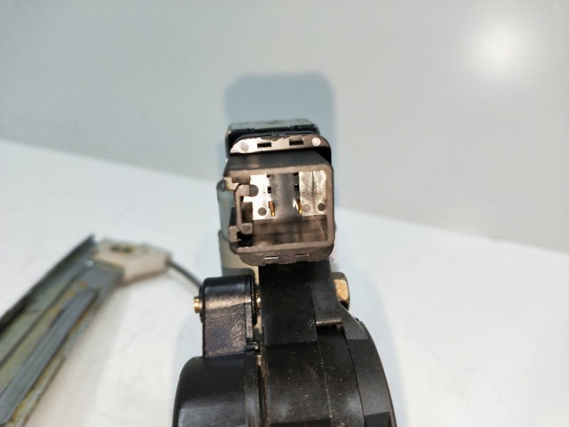 Recambio de elevalunas delantero derecho para mazda rx-8 (se) básico (141kw) referencia OEM IAM   2P