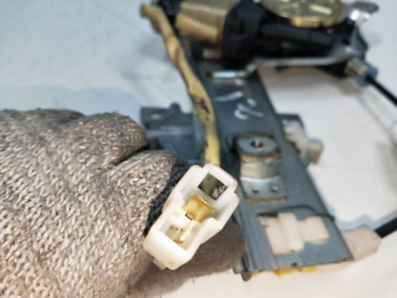 Recambio de elevalunas delantero izquierdo para mazda xedos 9 (ta) 2.5 v6 referencia OEM IAM   4P