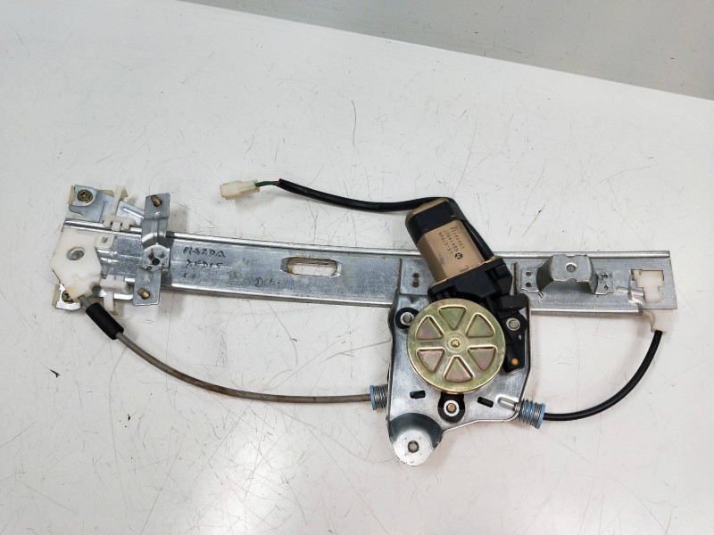 Recambio de elevalunas trasero derecho para mazda xedos 9 (ta) referencia OEM IAM   4P Recambio de elevalunas trasero derecho para mazda xedos 9 (ta) referencia OEM IAM   4P