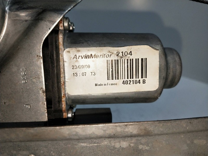 Recambio de elevalunas delantero derecho para peugeot partner kombi 1.6 16v hdi referencia OEM IAM 402104B  4P